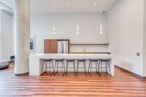 Photo 14 at 914 - 120 Varna Drive, Lawrence, Toronto
