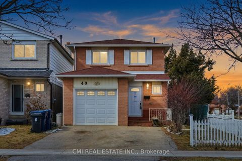 Photo 0 at 40 Glen Hollow Avenue, Clairville, Toronto