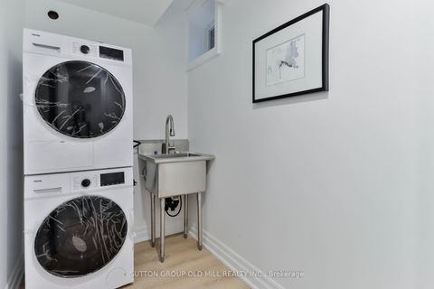 Photo 18 at 28 Eastmount Avenue, Danforth, Toronto