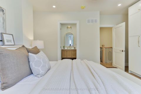 Photo 24 at 28 Eastmount Avenue, Danforth, Toronto