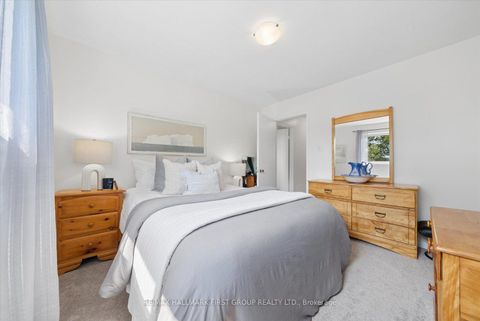 Photo 11 at 648 Creekview Circle, West Shore, Pickering
