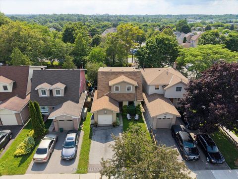 Photo 20 at 648 Creekview Circle, West Shore, Pickering