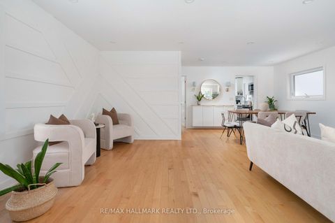 Photo 4 at 49 Binswood Avenue, East York, Toronto