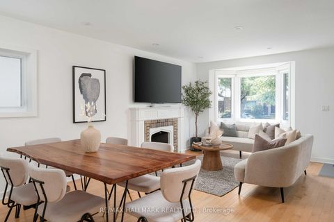 Photo 15 at 49 Binswood Avenue, East York, Toronto