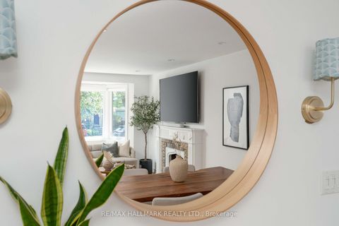 Photo 17 at 49 Binswood Avenue, East York, Toronto