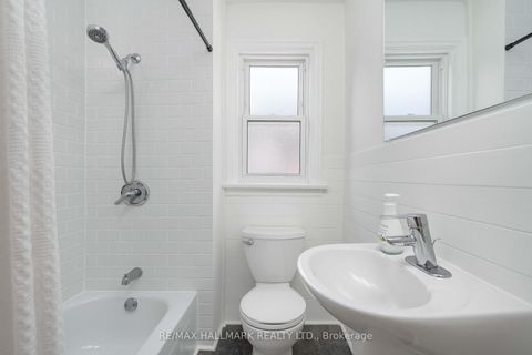 Photo 19 at 49 Binswood Avenue, East York, Toronto