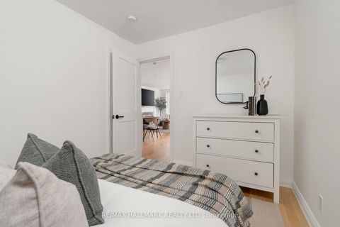 Photo 21 at 49 Binswood Avenue, East York, Toronto