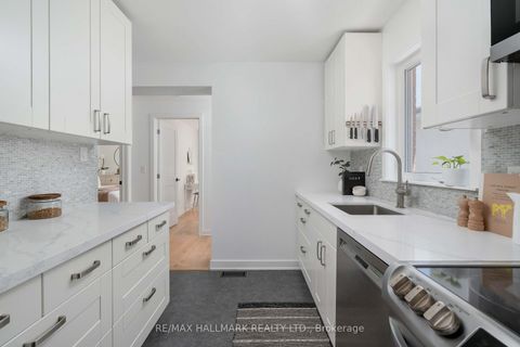 Photo 22 at 49 Binswood Avenue, East York, Toronto