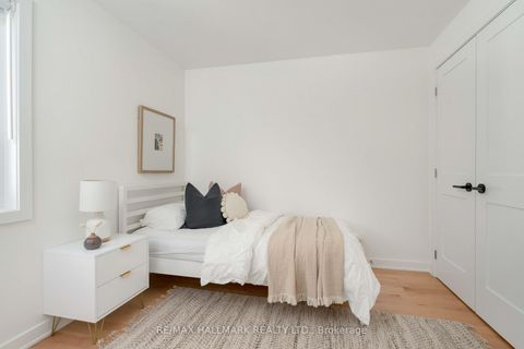 Photo 27 at 49 Binswood Avenue, East York, Toronto
