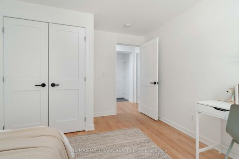 Photo 28 at 49 Binswood Avenue, East York, Toronto