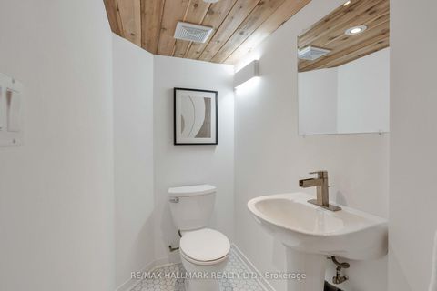 Photo 40 at 49 Binswood Avenue, East York, Toronto