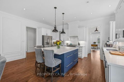 Photo 5 at 81 Parkheights Trail, Nobleton, King