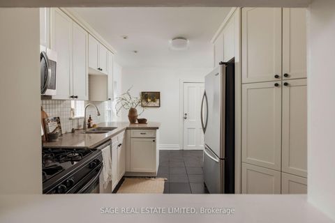 Photo 14 at 250 Springdale Boulevard, East York, Toronto
