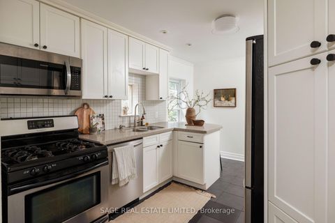 Photo 15 at 250 Springdale Boulevard, East York, Toronto