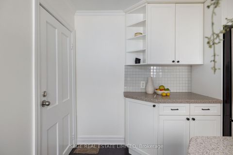 Photo 18 at 250 Springdale Boulevard, East York, Toronto