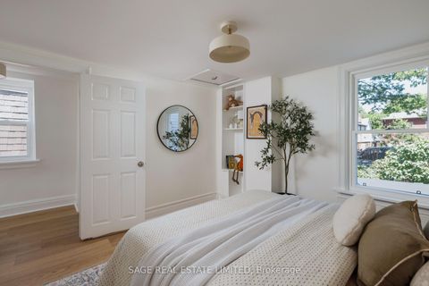 Photo 34 at 250 Springdale Boulevard, East York, Toronto
