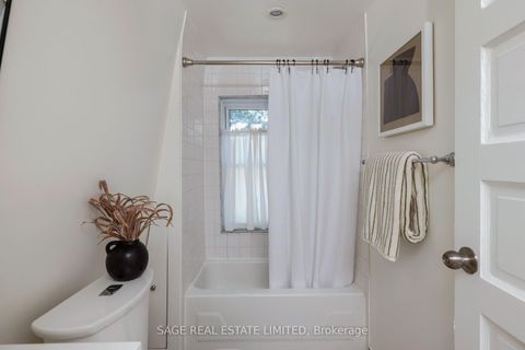 Photo 35 at 250 Springdale Boulevard, East York, Toronto
