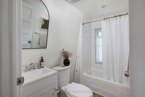 Photo 36 at 250 Springdale Boulevard, East York, Toronto