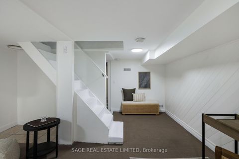 Photo 38 at 250 Springdale Boulevard, East York, Toronto