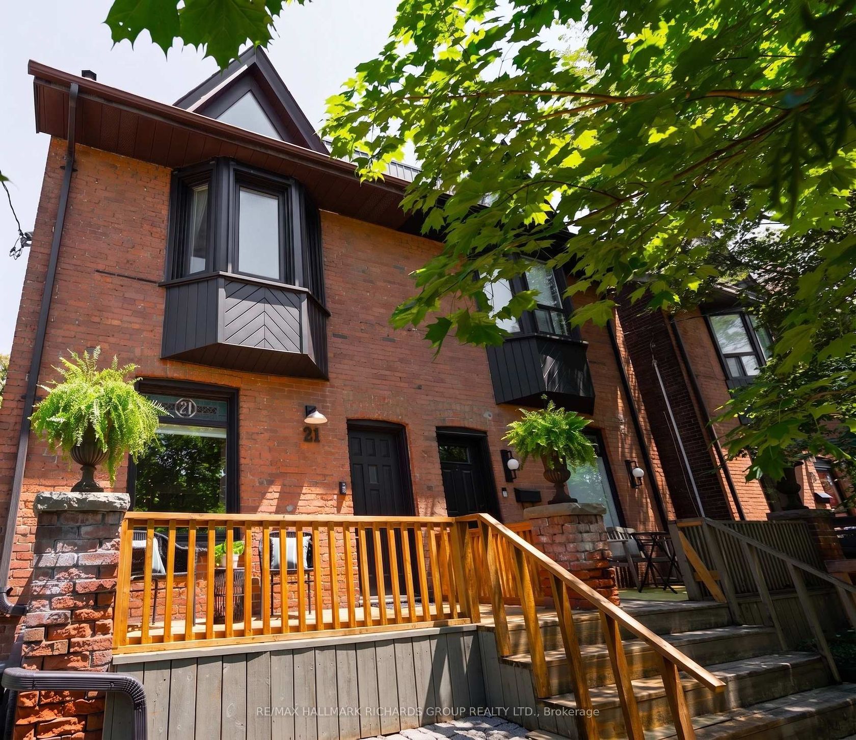 21 Bertmount Avenue, South Riverdale, Toronto 