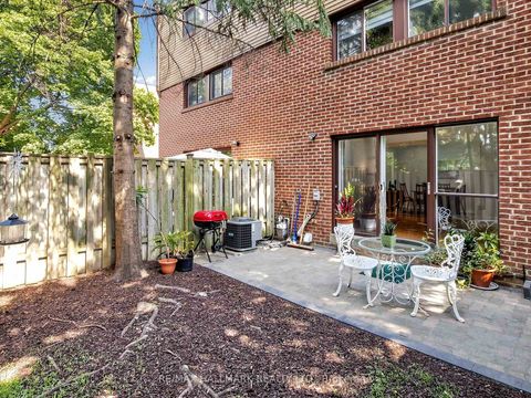Photo 32 at 80 Song Meadoway, Hillcrest Village, Toronto