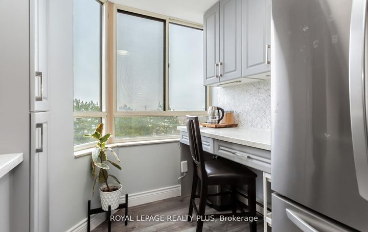 Photo 16 at 509 - 5 Lisa Street, Queen Street Corridor, Brampton