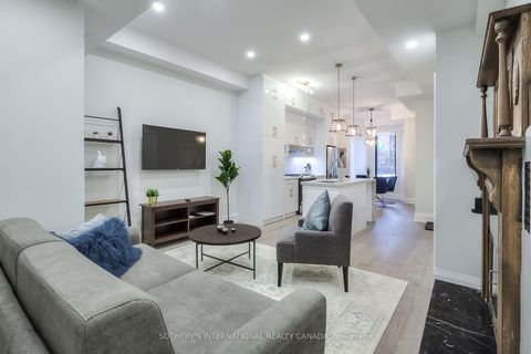 Photo 6 at 366 Ontario Street, Moss Park, Toronto