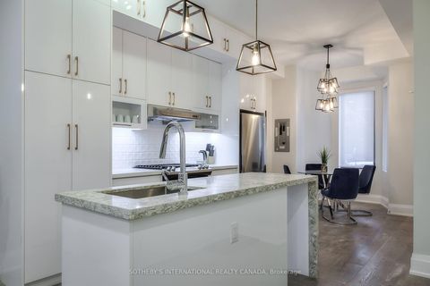 Photo 7 at 366 Ontario Street, Moss Park, Toronto