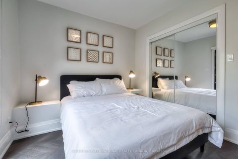 Photo 14 at 366 Ontario Street, Moss Park, Toronto
