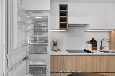 Photo 8 at 1612 - 319 Jarvis Street, Moss Park, Toronto