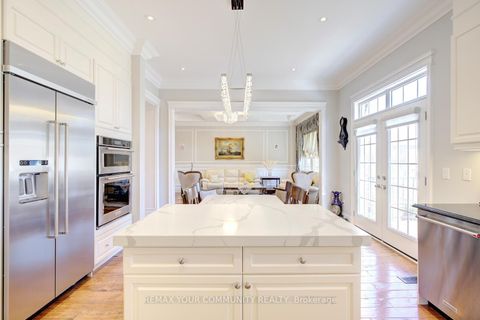 Photo 16 at 75 Baldry Avenue, Patterson, Vaughan
