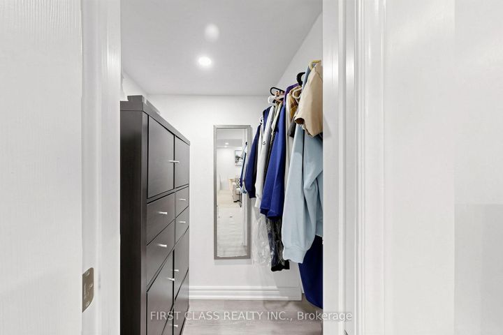 Photo 29 at 175 Tiller Trail, Fletcher's Creek Village, Brampton