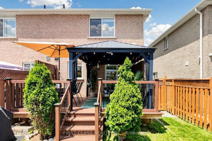 Photo 36 at 175 Tiller Trail, Fletcher's Creek Village, Brampton