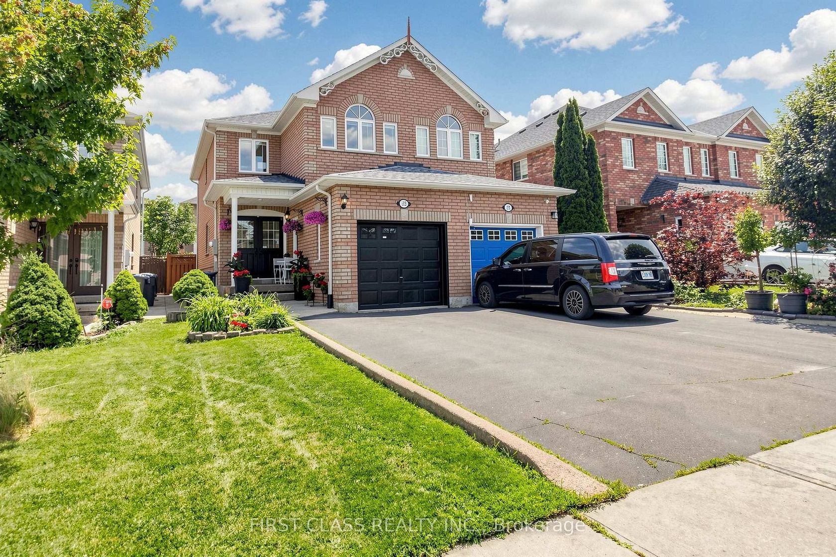 175 Tiller Trail, Fletcher's Creek Village, Brampton 2