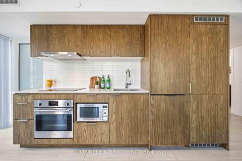 Photo 7 at 1611 - 60 Shuter Street, Yonge Corridor, Toronto