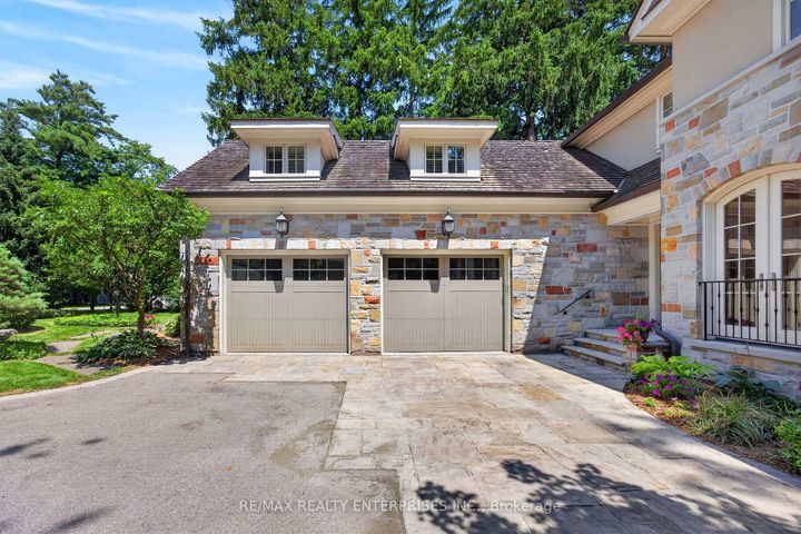 Photo 2 at 1396 Crescent Road, Lorne Park, Mississauga