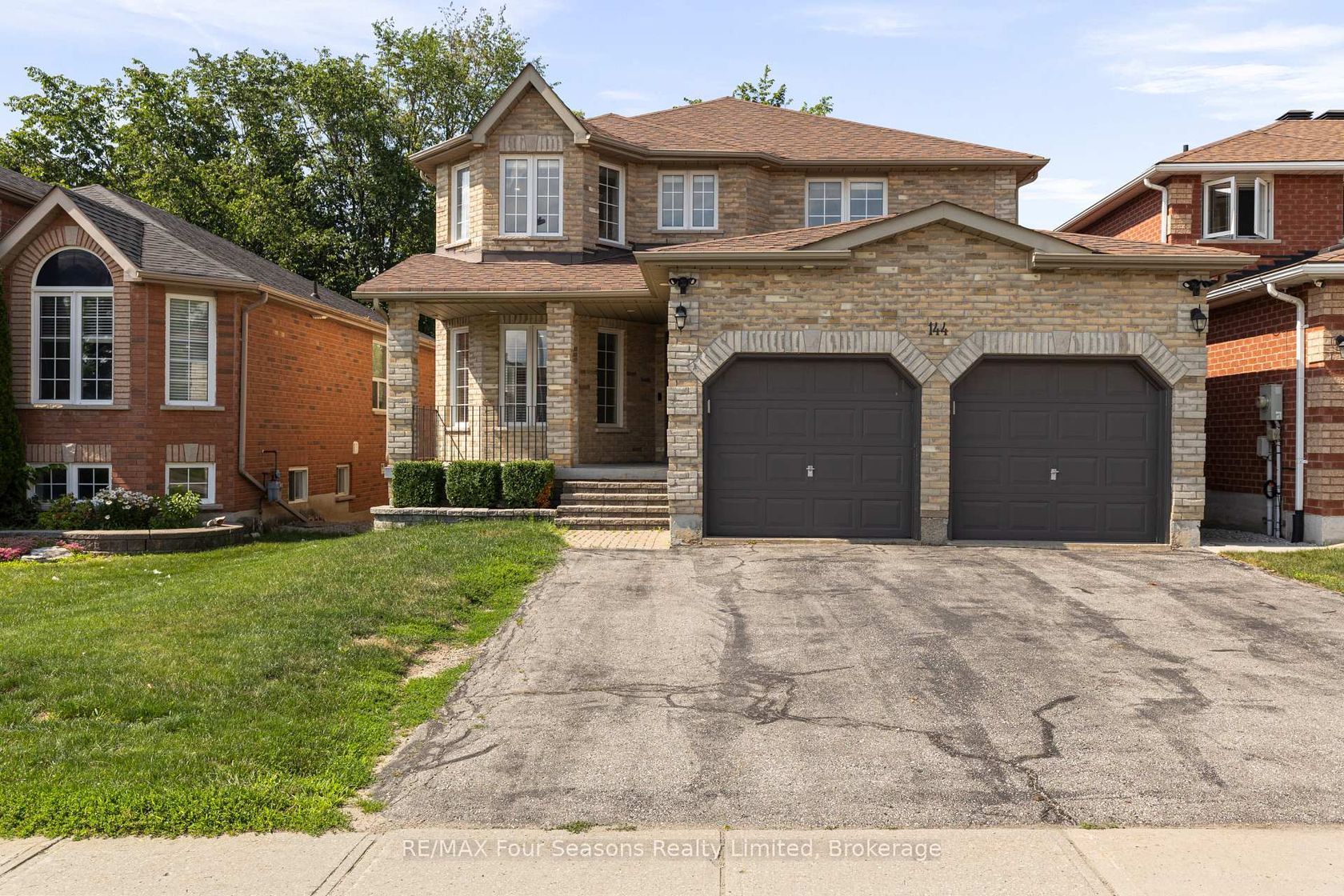 144 Country Lane, Painswick South, Barrie photo number 2