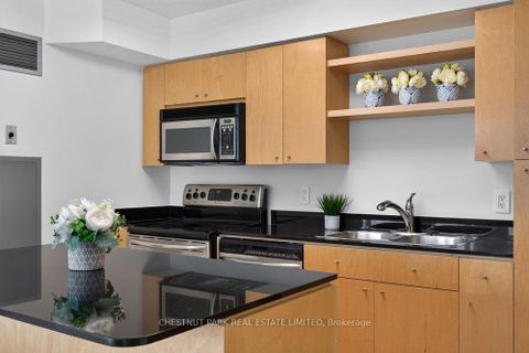 Photo 14 at 1105 - 361 Front Street W, Waterfront Communities C1, Toronto