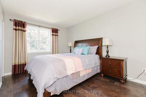 Photo 14 at 697 Limpert Terrace, College Manor, Newmarket