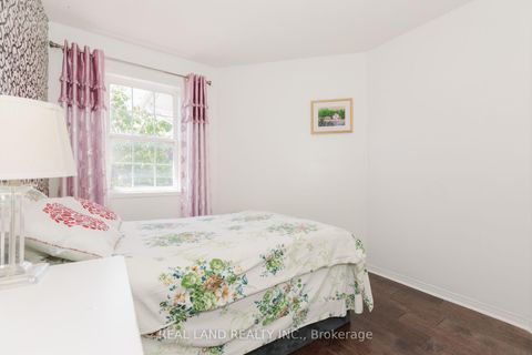 Photo 24 at 697 Limpert Terrace, College Manor, Newmarket