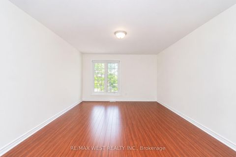 Photo 5 at 11 - 757 Sheppard Avenue W, Clanton Park, Toronto