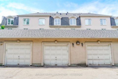 Photo 9 at 11 - 757 Sheppard Avenue W, Clanton Park, Toronto