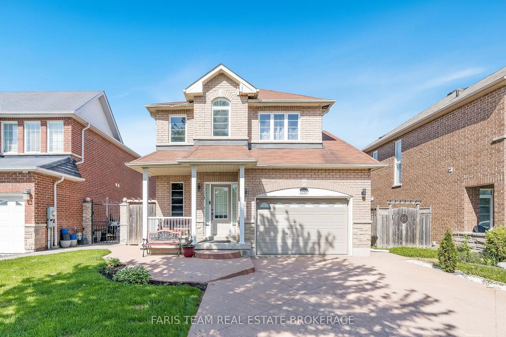 1244 Mary-Lou Street, Alcona, Innisfil photo number 2