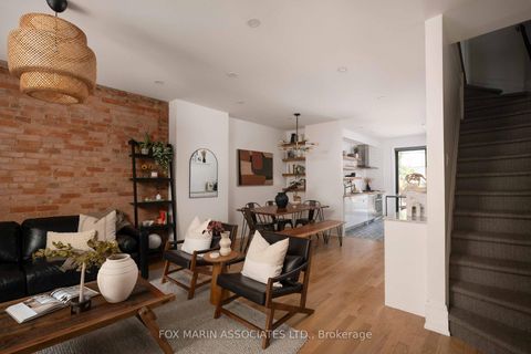 Photo 2 at 112 Wolseley Street, Bellwoods, Toronto