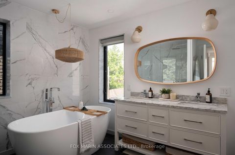 Photo 18 at 112 Wolseley Street, Bellwoods, Toronto