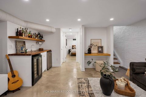 Photo 33 at 112 Wolseley Street, Bellwoods, Toronto
