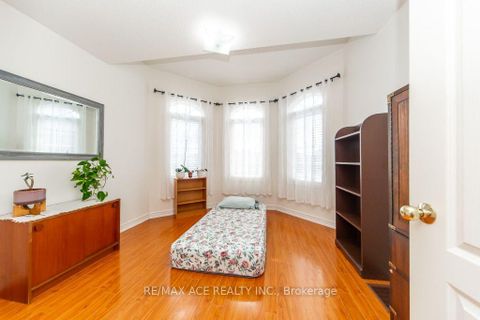 Photo 12 at 44 Mourning Dove Crescent, Malvern, Toronto