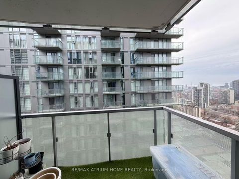 Photo 8 at 3105 - 28 Wellesley Street E, Yonge Corridor, Toronto