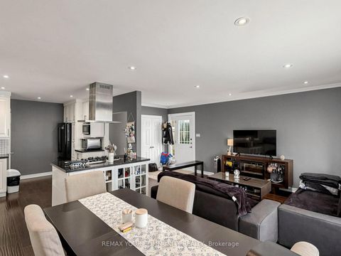 Photo 10 at 44 Lewiston Road, Dorset Park, Toronto