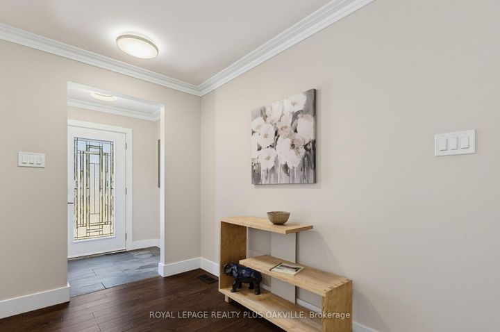 Photo 4 at 340 Clarendon Drive, Ancaster, Hamilton